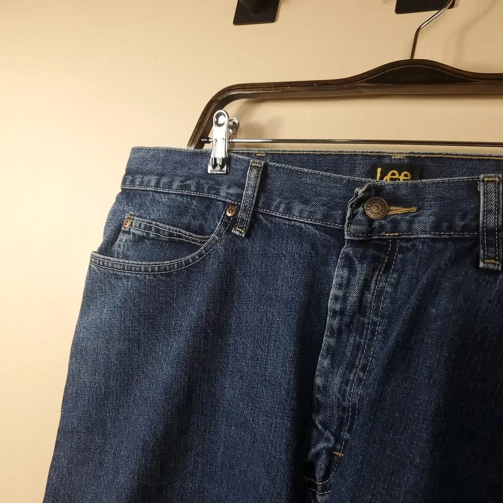 Lee pre owned